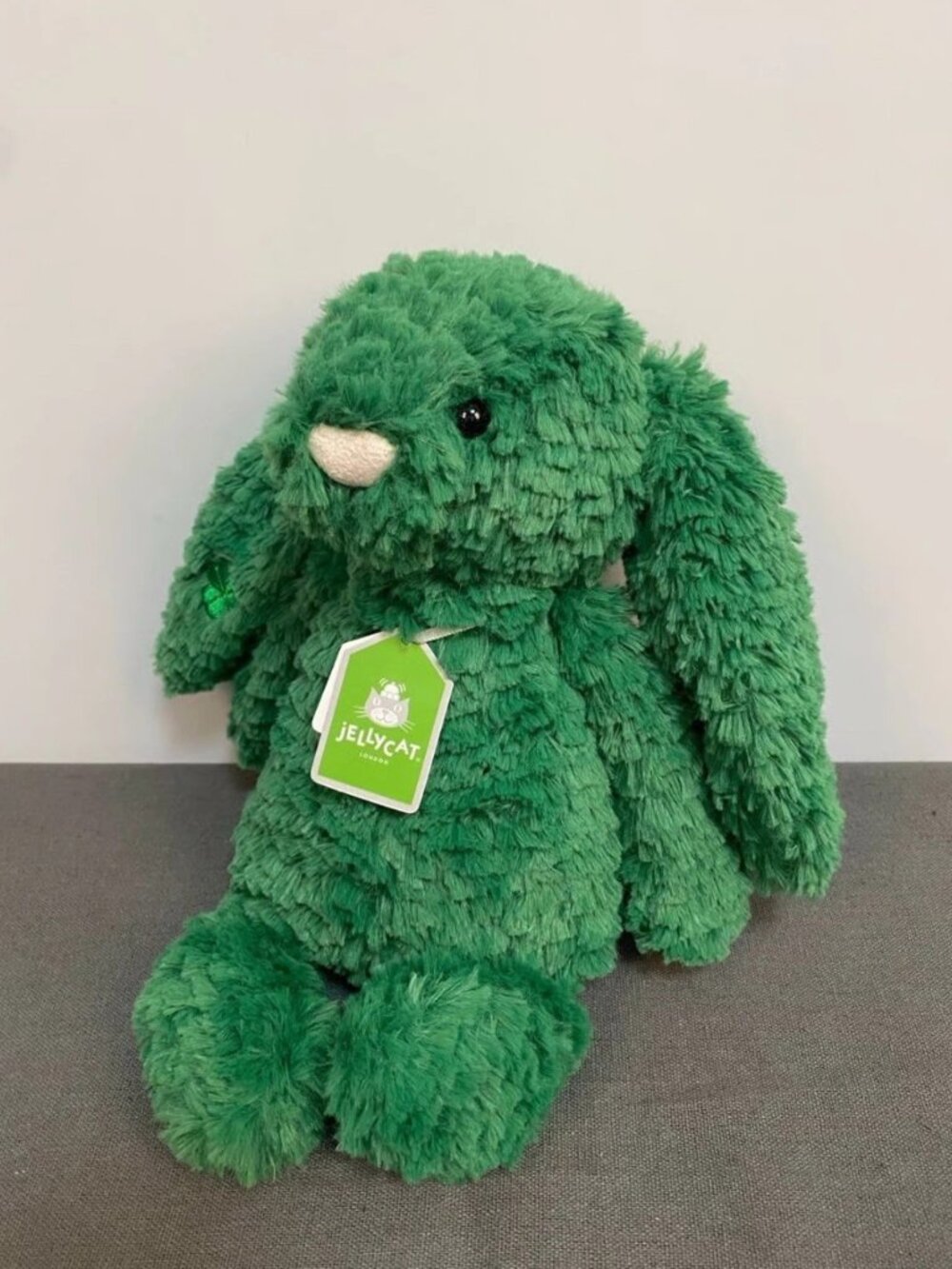 Jellycat Bashful Bunny Green Plush Rabbit NWT w/ Dust Bag Soft Stuffed Animal